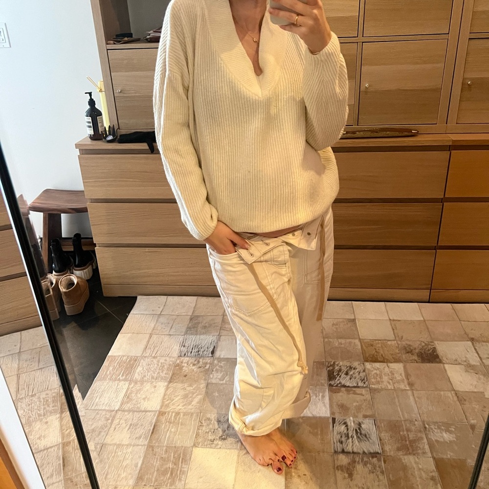 Zara Cream Knit V-Neck Top - Picture 2 of 7